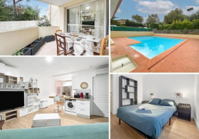 Balcon, parking, piscine et clim' à 2 pas du port Santa Lucia